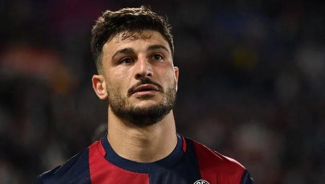 谁就更接近 谁就更接近